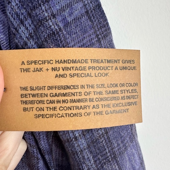 Nu Vintage women’s medium purple art plaid long flannel button up shirt - Picture 7 of 7